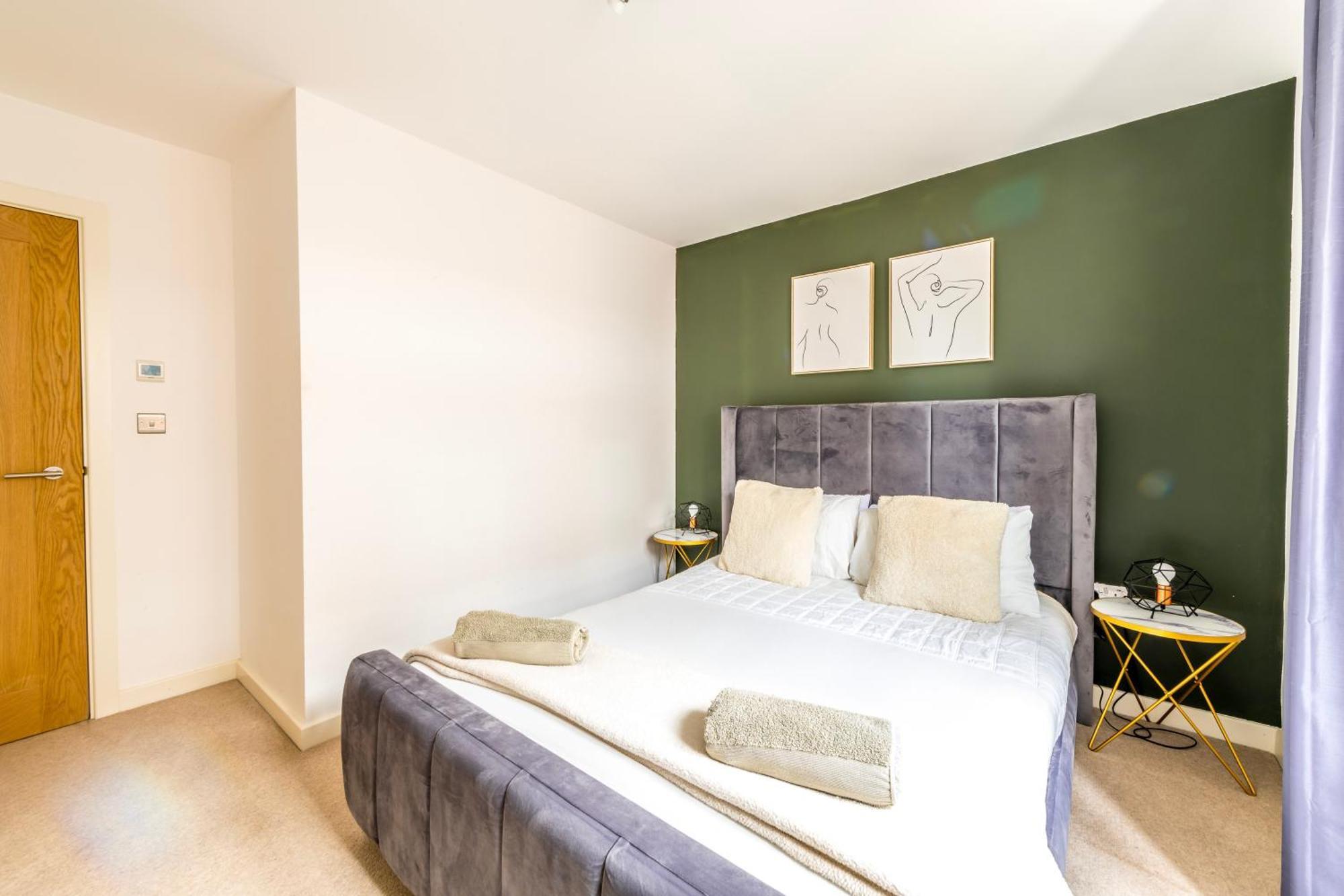 Contemporary Abbey Yard By Prescott Apartment Abingdon-on-Thames