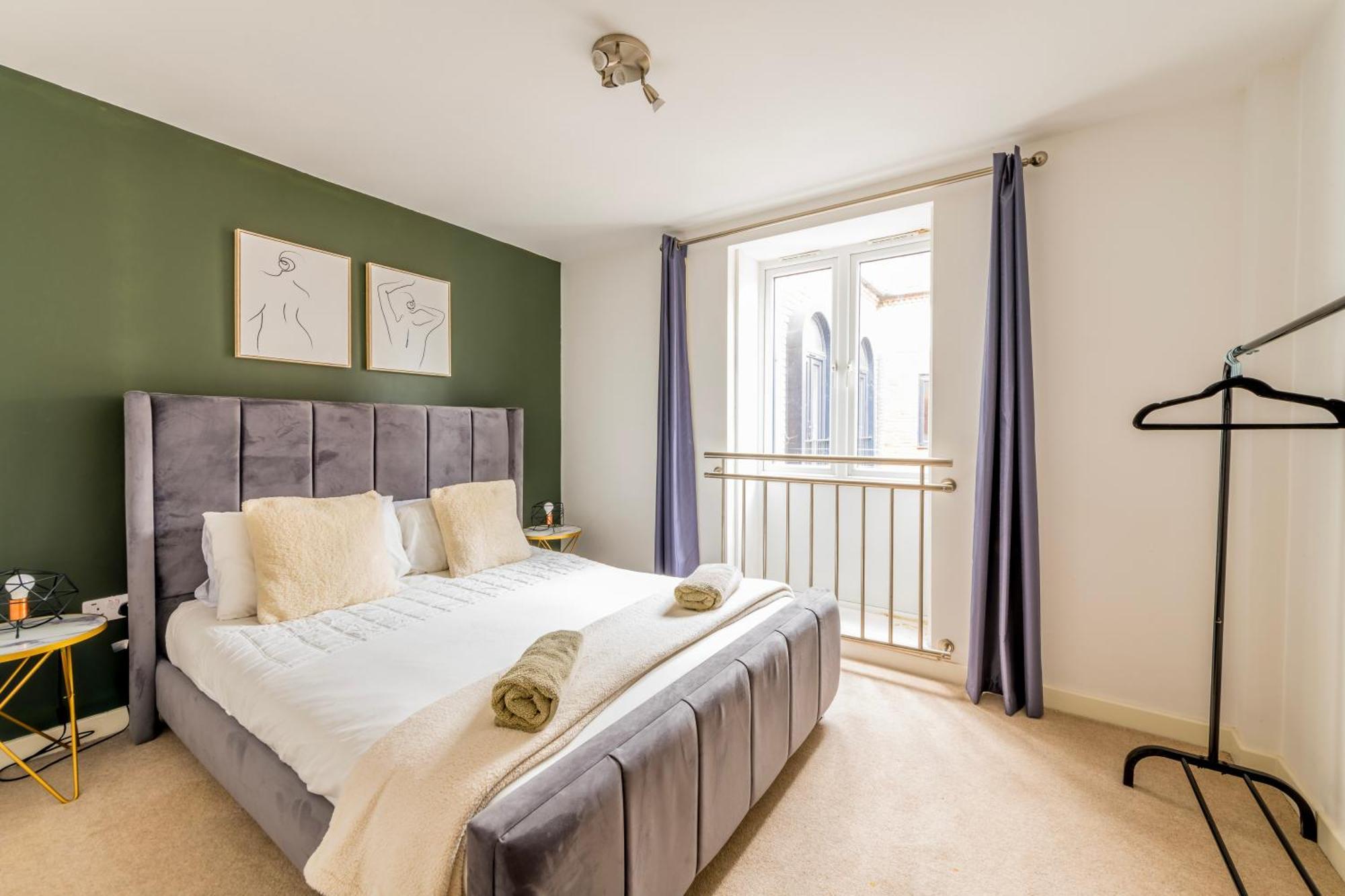Apartment Contemporary Abbey Yard By Prescott Abingdon-on-Thames